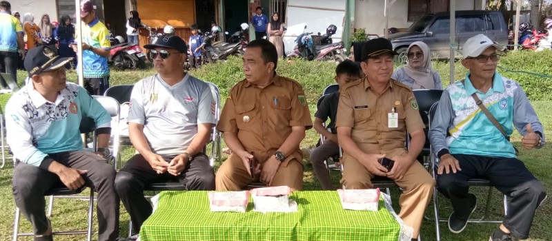 Lomba Gobak Sodor Seluruh Guru Di Kecamatan Muara Uya Dan Jaro Dalam Rangka Memperingati HUT PGRI Ke 78 Dan HGN 2023