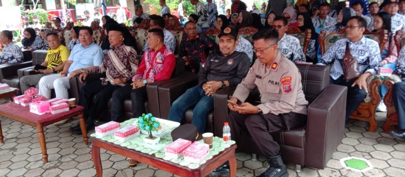 Acara kunjungan silaturrahmi PGRI Kab Kotawaringin Timur dengan PC PGRI Kec. Muara Uya dan Jaro