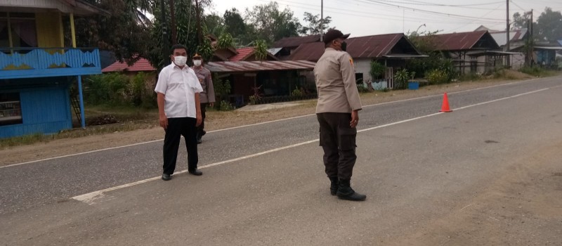 KEGIATAN PERCEPATAN VAKSINASI KECAMATAN MUARA UYA
