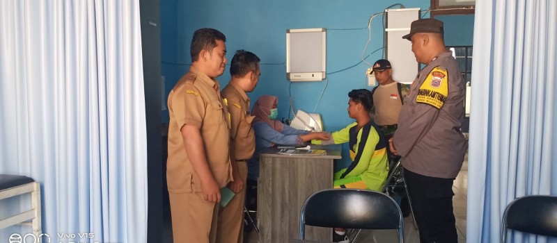 Giat pemeriksaan kesehatan Anggota Paskibra di Puskesmas Muara Uya