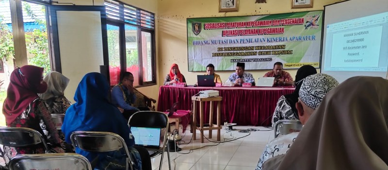 Sosialisasi Pengaturan Kepegawaian Dan Pengenalan Aplikasi Pelayanan Kepegawaian