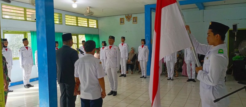 Pengukuhan Peserta Paskibra 2024