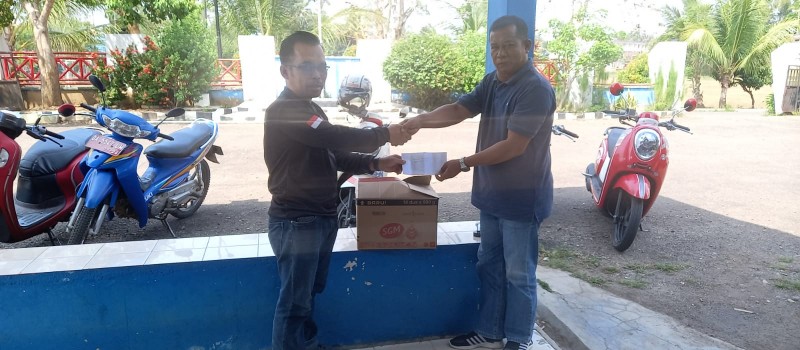 Bantuan sumbangan Asn kecamatan .pada bencana kebakaran di Desa Kupang Nunding