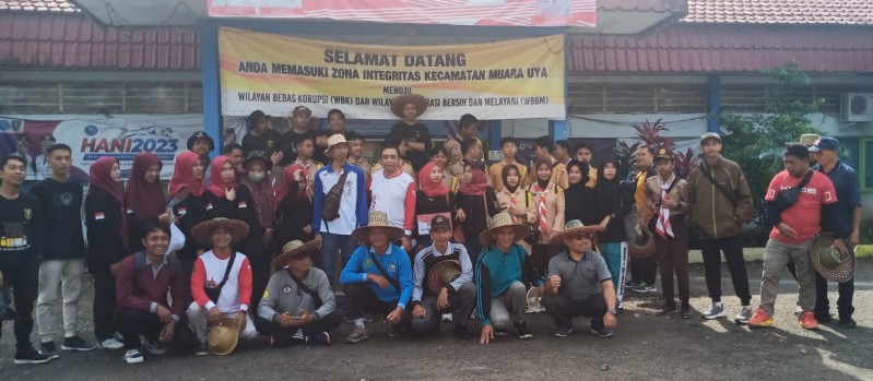 Peserta Kegiatan Napak Tilas Kecamatan Muara Uya Tahun 2023
