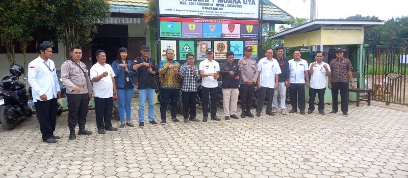 Monitoring tes CAT PPS Se Kecamatan Muara Uya-Jaro