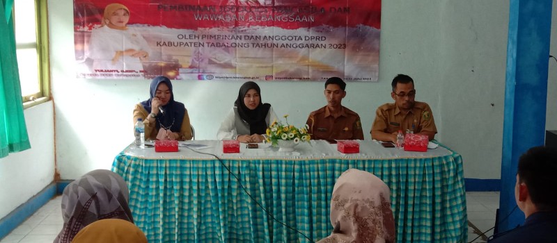Acara wawasan kebangsaan oleh pimpinan dan anggota DPRD Kabupaten Tabalong di aula kantor Camat Muara Uya