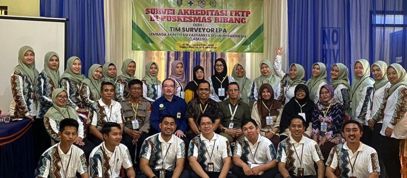 Menghadiri Survei Akriditasi FKTP di puskesmas Ribang