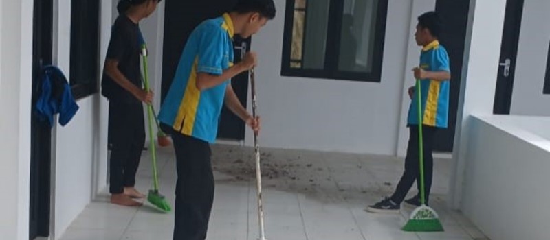 Bersih Bersih Untuk Persiapan Shalat Hajat