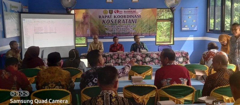Menghadiri Rapat koordinasi KOSTRATANI Kecamatan Muara Uya.