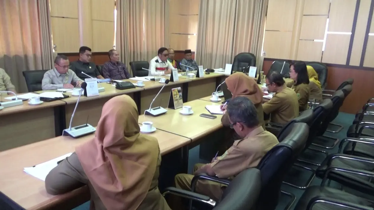 DPRD Dorong Disdukcapil Lakukan Penertiban Administrasi Penduduk Non Permanen
