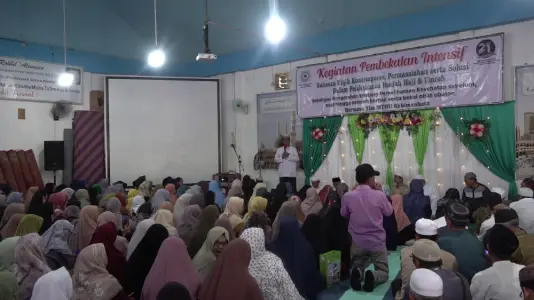 Majelis Kebimanhata Bagikan Obat-obatan untuk Jamaah Haji