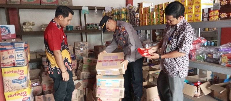 Gelar Pengawasan Barang Beredar di Wilayah Kecamatan Pugaan