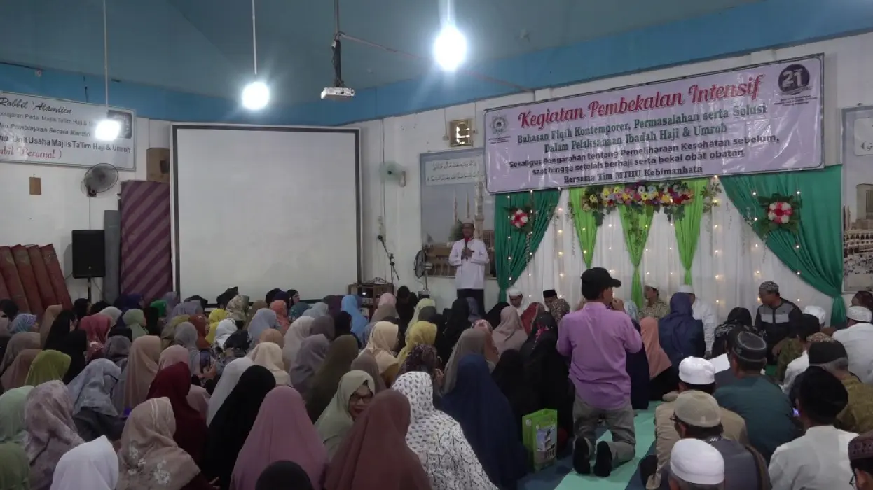 Majelis Kebimanhata Bagikan Obat-obatan untuk Jamaah Haji