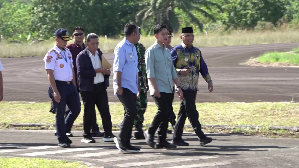 Wapres Gibran Tinjau Bandara Warukin, Pemkab Dorong Pengoperasian Kembali