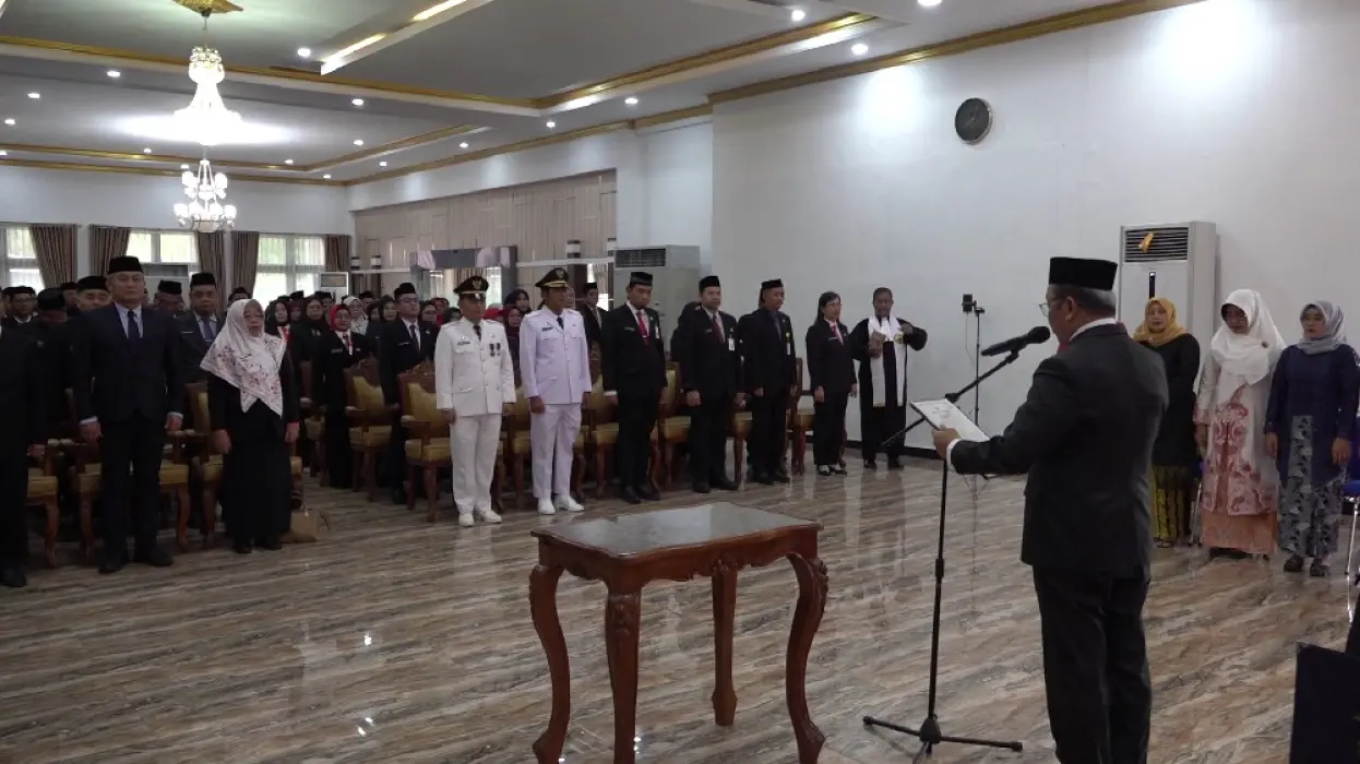 Ratusan Pejabat Pemkab Tabalong Dilantik, Bupati Harap Lahir Energi Positif dan Kolaborasi